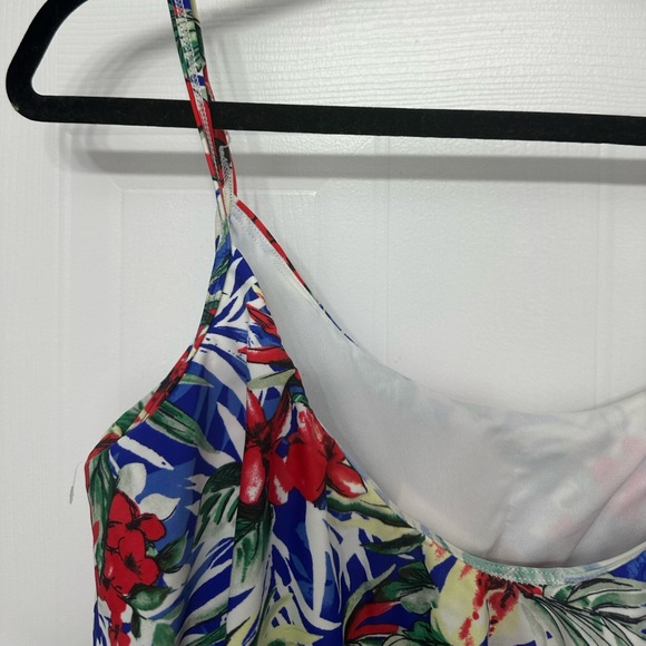 Lord & Taylor Design Lab Floral Flowy Bikini Top - Picture 4 of 10
